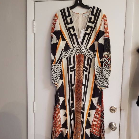 Camilla Printed Lantern Sleeve Dress - Picture 4 of 7